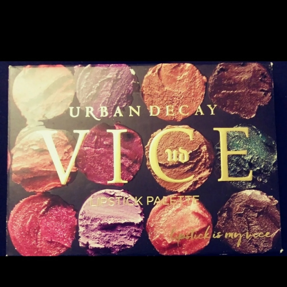 Urban Decay Vice lipstick palette